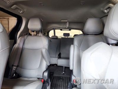 Zdjęcie 10 z 13 samochodu: 2024 TOYOTA SIENNA LIMITED 7-PASSENGER VIN:5TDZSKFC8RS145490 - miniatura