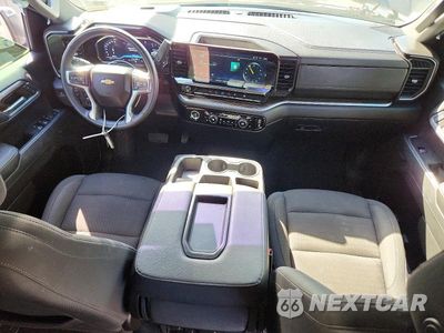 Zdjęcie 8 z 12 samochodu: 2024 CHEVROLET SILVERADO K1500 LT-L VIN:1GCPDKEK5RZ372595 - miniatura