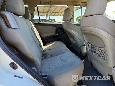 Zdjęcie 11 z 13 samochodu: 2011 TOYOTA RAV4 BASE VIN:2T3ZF4DV6BW101044 - miniatura