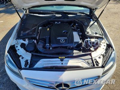 Zdjęcie 11 z 12 samochodu: 2017 MERCEDES-BENZ C 300 4MATIC VIN:55SWF4KB5HU207669 - miniatura