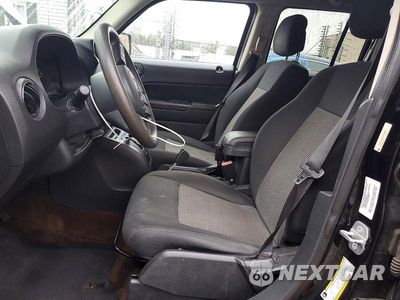 Zdjęcie 7 z 12 samochodu: 2014 JEEP PATRIOT SPORT VIN:1C4NJPBA3ED705229 - miniatura