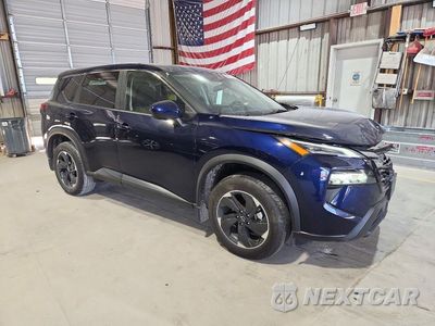Czwarte zdjęcie samochodu z boku: 2025 NISSAN ROGUE SV VIN:5N1BT3BA6SC791686 - miniatura