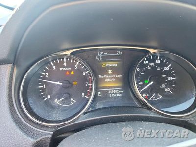 Zdjęcie 9 z 13 samochodu: 2015 NISSAN ROGUE SL VIN:5N1AT2MV6FC888477 - miniatura