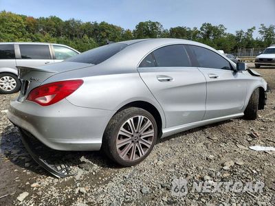 Trzecie zdjęcie samochodu z tyłu: 2019 MERCEDES-BENZ CLA 250 4MATIC VIN:WDDSJ4GB8KN723336 - miniatura