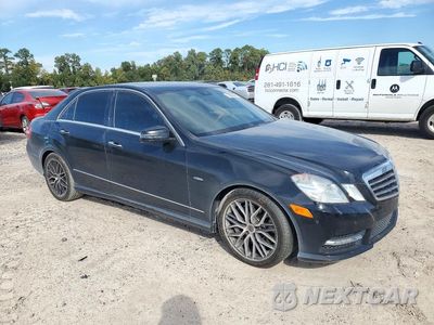Czwarte zdjęcie samochodu z boku: 2012 MERCEDES-BENZ E 550 4MATIC VIN:WDDHF9BB4CA614896 - miniatura