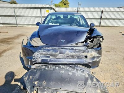 Piąte zdjęcie samochodu w środku: 2025 TESLA MODEL 3 VIN:5YJ3E1EA5SF024661 - miniatura