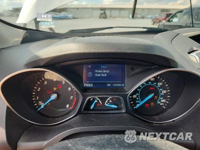 Zdjęcie 9 z 14 samochodu: 2015 FORD ESCAPE SE VIN:1FMCU0G91FUA80234 - miniatura
