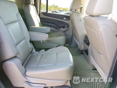 Zdjęcie 11 z 13 samochodu: 2019 CHEVROLET SUBURBAN K1500 LT VIN:1GNSKHKCXKR329450 - miniatura