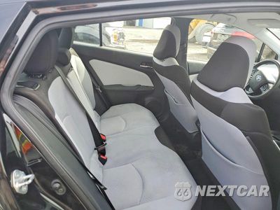 Zdjęcie 10 z 13 samochodu: 2022 TOYOTA PRIUS LE AWD-E VIN:JTDL9MFU1N3039190 - miniatura