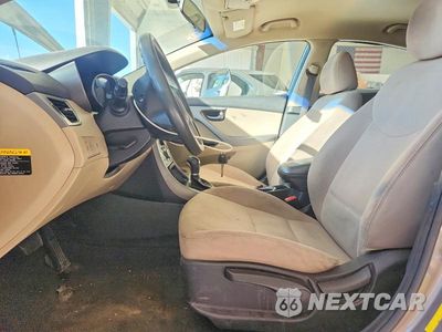 Zdjęcie 7 z 12 samochodu: 2015 HYUNDAI ELANTRA SE VIN:5NPDH4AE3FH576396 - miniatura