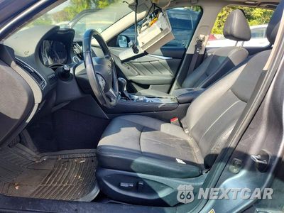 Zdjęcie 7 z 13 samochodu: 2017 INFINITI Q50 2.0T VIN:JN1CV7AR8HM681777 - miniatura
