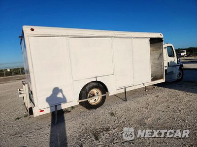 Trzecie zdjęcie samochodu z tyłu: 2023 FREIGHTLINER BUSINESS CLASS M2 BOX TRUCK VIN:3ALACWFC0PDUF7117 - miniatura