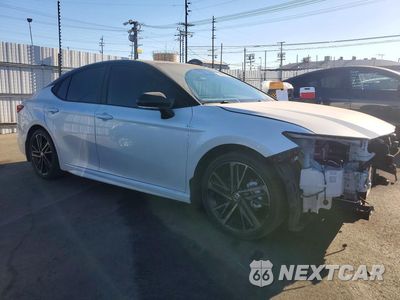 Czwarte zdjęcie samochodu z boku: 2025 TOYOTA CAMRY XSE VIN:4T1DAACK9SU061856 - miniatura