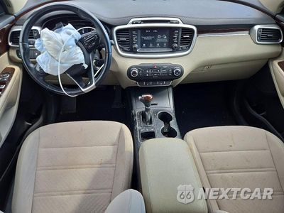 Zdjęcie 8 z 13 samochodu: 2018 KIA SORENTO LX VIN:5XYPGDA35JG426482 - miniatura