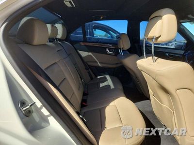 Zdjęcie 10 z 12 samochodu: 2012 MERCEDES-BENZ E 350 VIN:WDDHF5KB3CA645324 - miniatura