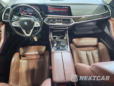 Zdjęcie 8 z 13 samochodu: 2020 BMW X7 XDRIVE40I VIN:5UXCW2C03L9A00580 - miniatura