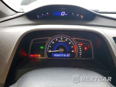 Zdjęcie 9 z 12 samochodu: 2007 HONDA CIVIC LX VIN:2HGFG12627H524612 - miniatura