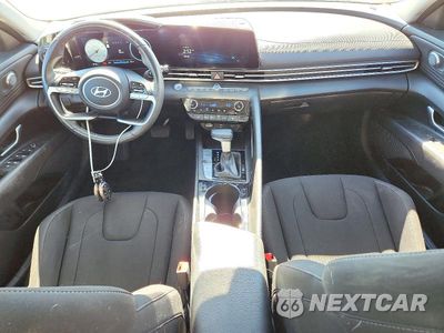 Zdjęcie 8 z 12 samochodu: 2024 HYUNDAI ELANTRA SEL VIN:KMHLS4DGXRU753090 - miniatura