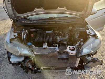 Zdjęcie 12 z 13 samochodu: 2016 HONDA FIT LX VIN:JHMGK5H56GX002583 - miniatura