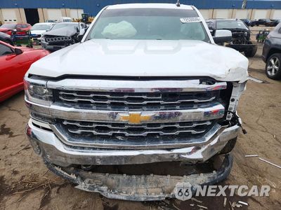 Piąte zdjęcie samochodu w środku: 2018 CHEVROLET SILVERADO K1500 LTZ VIN:1GCVKSEC1JZ119008 - miniatura