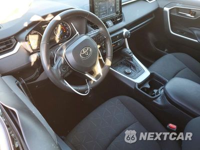 Zdjęcie 8 z 12 samochodu: 2021 TOYOTA RAV4 XLE VIN:2T3RWRFV2MW128190 - miniatura
