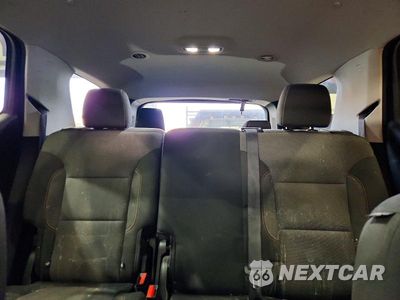 Zdjęcie 10 z 13 samochodu: 2021 CHEVROLET TRAVERSE LS VIN:1GNEVFKW0MJ199621 - miniatura