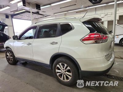 Drugie zdjęcie samochodu z przodu: 2015 NISSAN ROGUE SV VIN:5N1AT2MV8FC884804 - miniatura