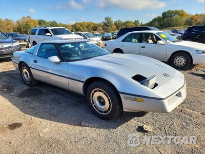 Czwarte zdjęcie samochodu z boku: 1984 CHEVROLET CORVETTE VIN:1G1AY0781E5104797 - miniatura
