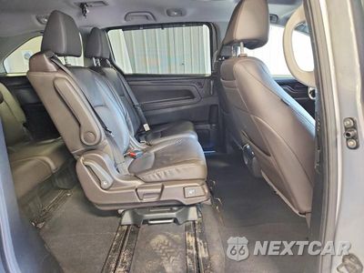 Zdjęcie 11 z 13 samochodu: 2018 HONDA ODYSSEY ELITE VIN:5FNRL6H95JB072724 - miniatura