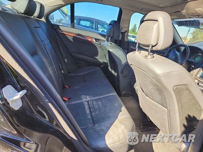 Zdjęcie 10 z 12 samochodu: 2008 MERCEDES-BENZ C 300 VIN:WDDGF54X08F165420 - miniatura