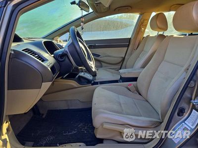 Zdjęcie 7 z 12 samochodu: 2008 HONDA CIVIC HYBRID VIN:JHMFA36248S024477 - miniatura