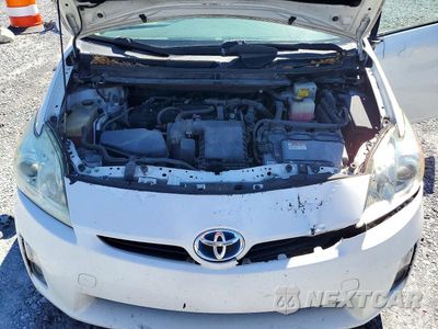 Zdjęcie 12 z 13 samochodu: 2011 TOYOTA PRIUS TWO VIN:JTDKN3DU0B0260863 - miniatura