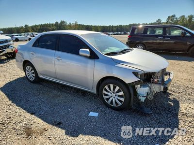 Czwarte zdjęcie samochodu z boku: 2013 TOYOTA COROLLA LE VIN:2T1BU4EE4DC940127 - miniatura