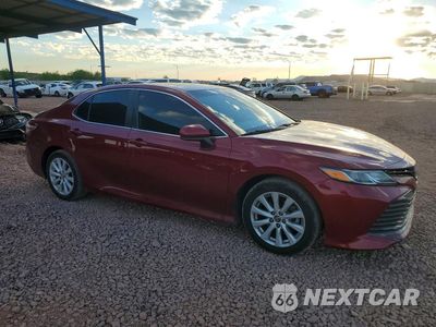 Czwarte zdjęcie samochodu z boku: 2020 TOYOTA CAMRY LE VIN:4T1C11AK9LU309653 - miniatura
