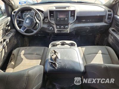 Zdjęcie 8 z 12 samochodu: 2022 RAM 2500 TRADESMAN VIN:3C6UR5HJ5NG273057 - miniatura