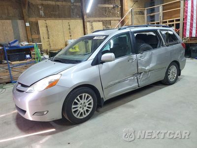 2010 TOYOTA SIENNA XLE 5TDYK4CC4AS328871 - główne zdjęcie licytacji z USA - miniatura