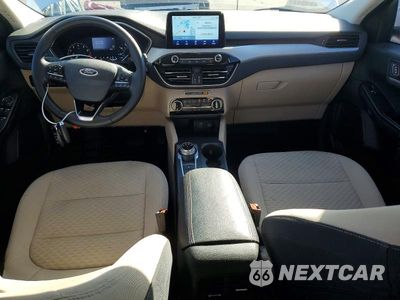 Zdjęcie 8 z 13 samochodu: 2022 FORD ESCAPE SE VIN:1FMCU0G63NUB99035 - miniatura
