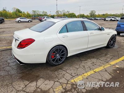 Trzecie zdjęcie samochodu z tyłu: 2018 MERCEDES-BENZ S 63 AMG 4MATIC VIN:WDDUG8JB9JA395731 - miniatura