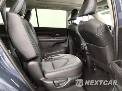 Zdjęcie 11 z 14 samochodu: 2025 TOYOTA GRAND HIGHLANDER LIMITED VIN:5TDAAAA57SS034597 - miniatura