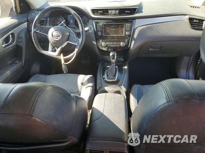 Zdjęcie 8 z 13 samochodu: 2020 NISSAN ROGUE SPORT SL VIN:JN1BJ1CW5LW363877 - miniatura