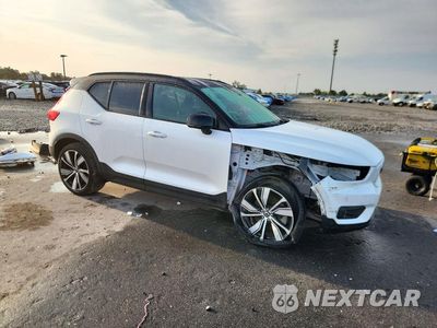 Czwarte zdjęcie samochodu z boku: 2022 VOLVO XC40 P8 RECHARGE ULTIMATE VIN:YV4ED3UB3N2677205 - miniatura