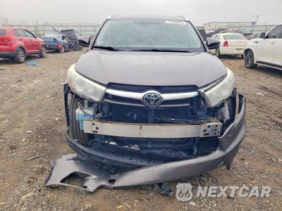 Piąte zdjęcie samochodu w środku: 2016 TOYOTA HIGHLANDER LIMITED VIN:5TDYKRFH2GS131694 - miniatura