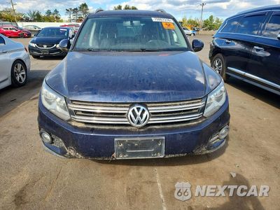 Piąte zdjęcie samochodu w środku: 2013 VOLKSWAGEN TIGUAN S VIN:WVGBV3AXXDW599043 - miniatura