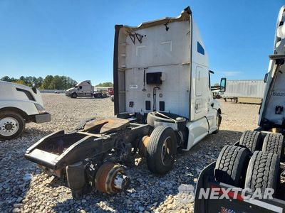 Trzecie zdjęcie samochodu z tyłu: 2020 KENWORTH CONSTRUCTION T680 VIN:1XKYDP9X3LJ311151 - miniatura