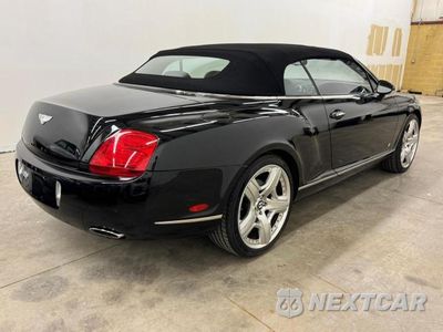 Czwarte zdjęcie samochodu z boku: 2008 BENTLEY CONTINENTAL GTC VIN:SCBDR33W18C053490 - miniatura