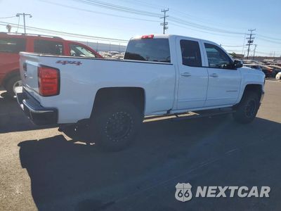 Trzecie zdjęcie samochodu z tyłu: 2016 CHEVROLET SILVERADO K1500 LT VIN:1GCVKREH8GZ195306 - miniatura