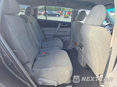 Zdjęcie 11 z 14 samochodu: 2013 TOYOTA HIGHLANDER PLUS VIN:5TDZA3EHXDS037290 - miniatura