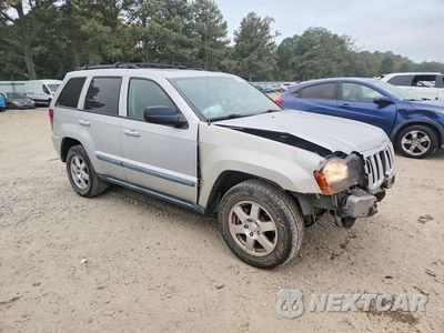 Czwarte zdjęcie samochodu z boku: 2008 JEEP GRAND CHEROKEE LAREDO VIN:1J8GS48K78C104641 - miniatura
