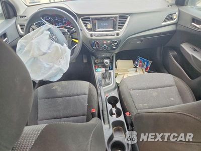 Zdjęcie 8 z 12 samochodu: 2021 HYUNDAI ACCENT SE VIN:3KPC24A6XME131984 - miniatura