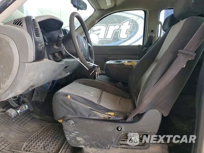 Zdjęcie 7 z 12 samochodu: 2007 CHEVROLET SILVERADO C1500 CREW CAB VIN:2GCEC13C471560563 - miniatura